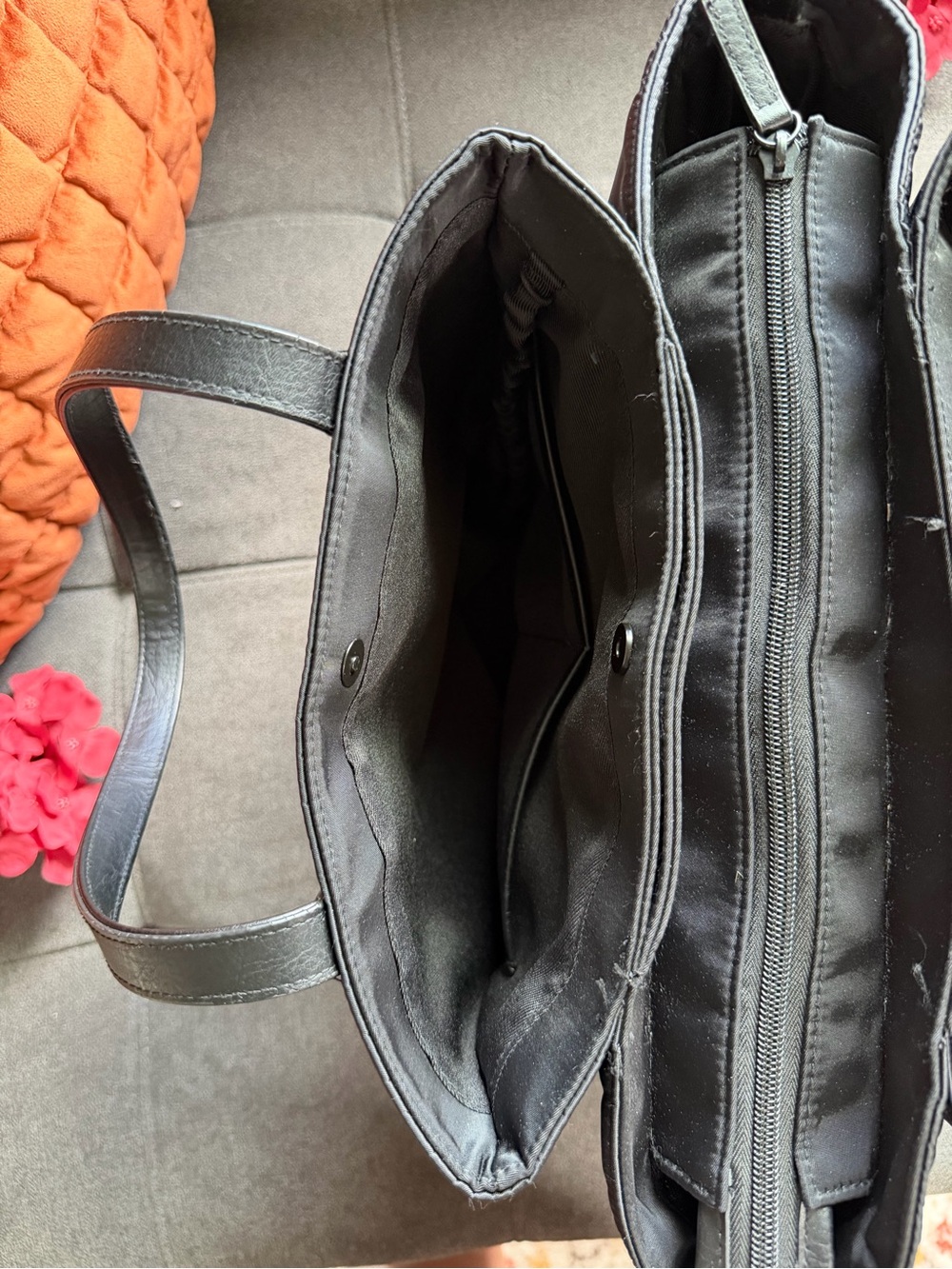 BEIS Commuter Tote Bag in Black - Picture 12 of 13